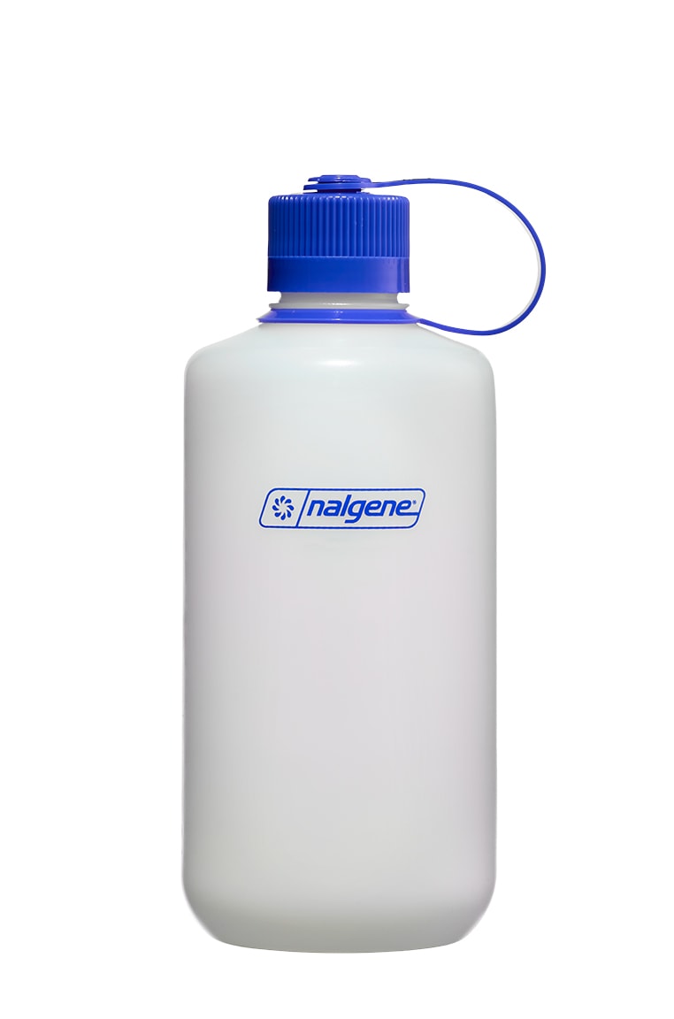 Nalgene product detail: 32oz Narrow Mouth Ultralite Bottle Q9 — 32oz Narrow Mouth Ultralite Bottle
