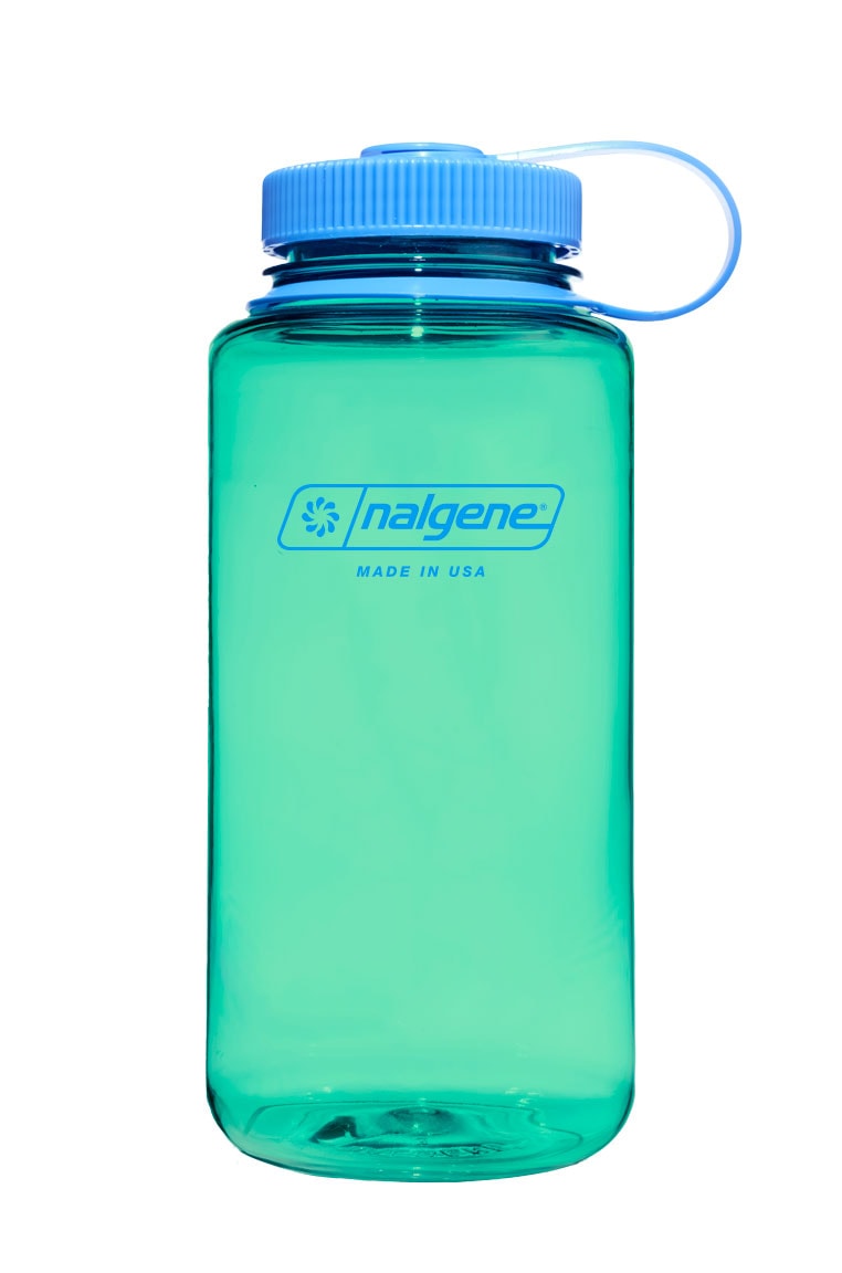 Nalgene product detail: 32oz Wide Mouth Bottle J2 — 32oz Wide Mouth Bottle
